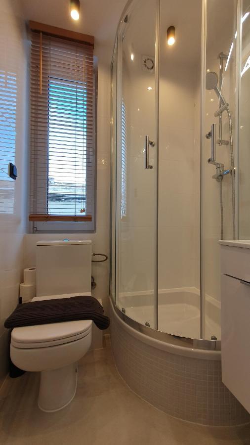 Apartament Wiezyczka Świdnica Exteriör bild